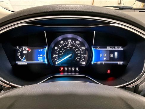 Used 2016 Ford Fusion SE image 13