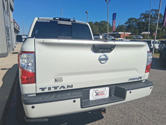 Used 2018 Nissan Titan PRO-4X w/ Pro-4x Utility Package AWD/4WD image 7