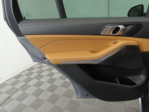 Certified 2025 BMW X5 xDrive40i w/ Parking Assistance Package image 26