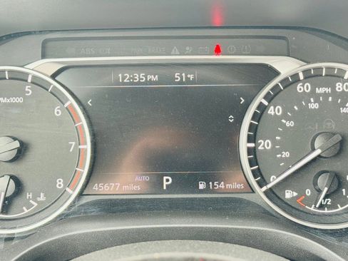 Used 2023 Nissan Rogue SV AWD/4WD image 2