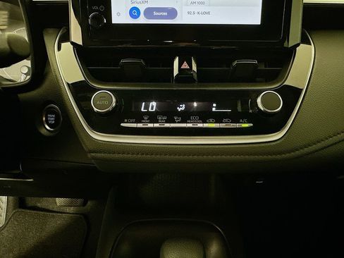 Certified 2023 Toyota Corolla SE image 15