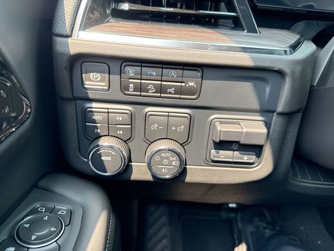 New 2025 Chevrolet Tahoe Premier w/ Sun And Tow Package image 53