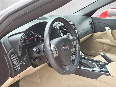 Used 2011 Chevrolet Corvette Grand Sport w/ Preferred Equipment Group RWD image 9