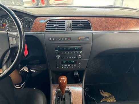 Used 2005 Buick LaCrosse CXL w/ Gold Convenience Package FWD image 39