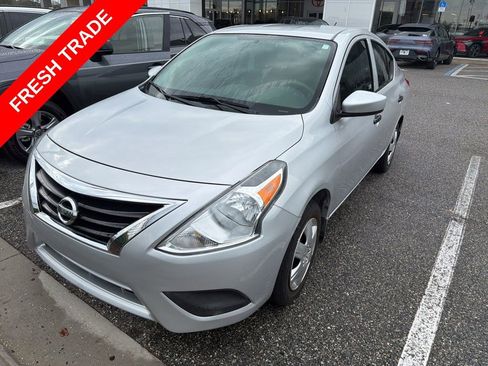 Used 2018 Nissan Versa S Plus image 1
