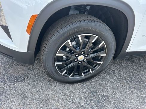 New 2026 Chevrolet Traverse LT FWD image 10