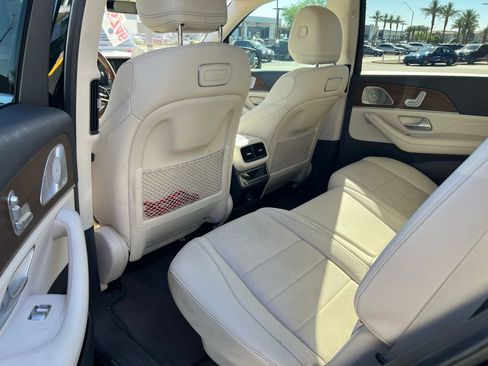 Used 2020 Mercedes-Benz GLS 450 4MATIC image 8