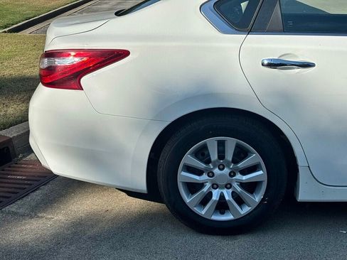 Used 2017 Nissan Altima 2.5 S w/ Power Driver Seat Package FWD image 36