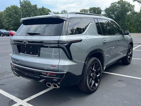 Used 2025 Chevrolet Traverse RS AWD/4WD image 5