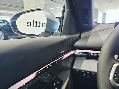 New 2026 BMW 540i xDrive w/ M Sport Package image 22