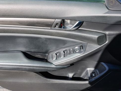 Used 2018 Honda Accord Sport image 21
