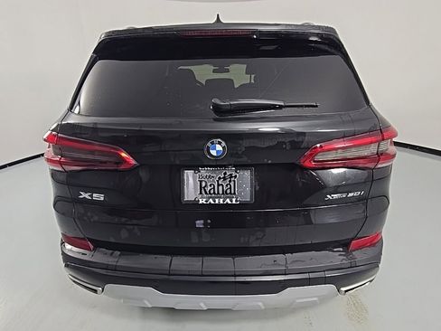Used 2019 BMW X5 xDrive50i image 5