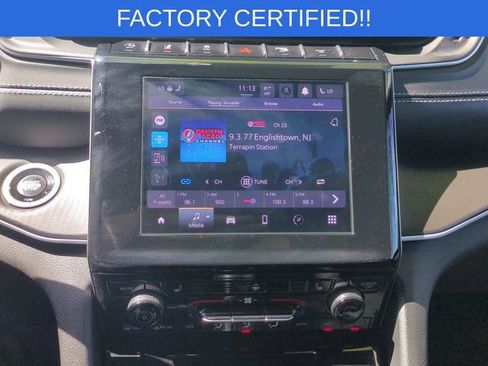 Certified 2025 Jeep Grand Cherokee Altitude RWD image 24