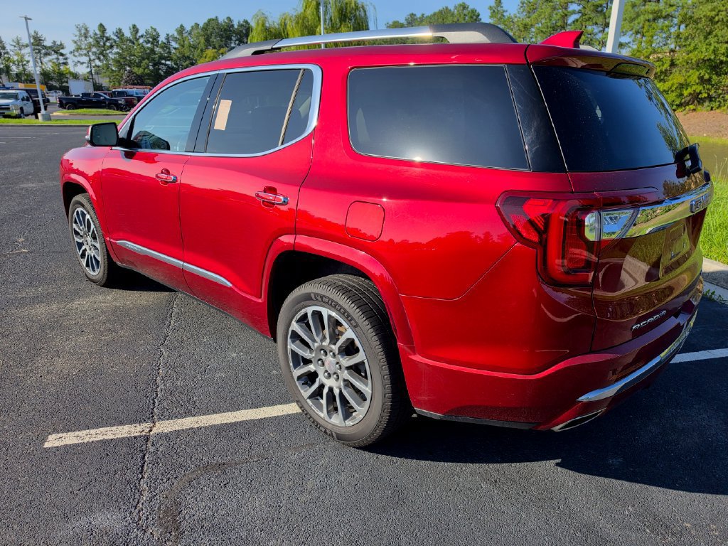 Used 2021 GMC Acadia Denali w/ Denali Ultimate Package AWD/4WD image 15