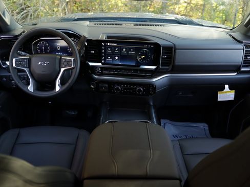 Used 2026 Chevrolet Silverado 2500 LT w/ Trail Boss Package image 21