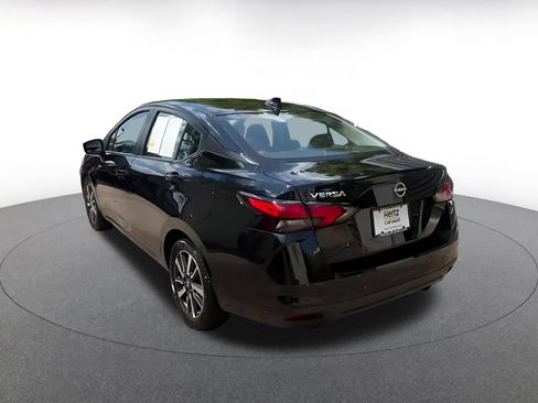 Used 2025 Nissan Versa SV FWD image 11