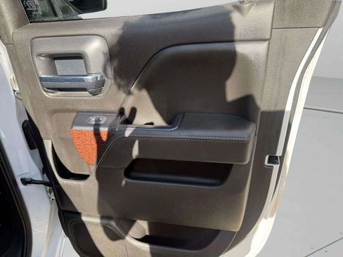 Used 2018 GMC Sierra 1500 SLE w/ SLE Value Package image 13