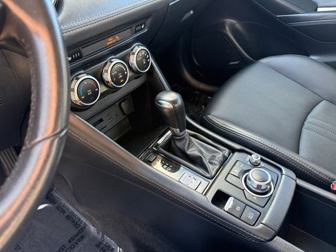 Used 2019 MAZDA CX-3 Touring w/ Preferred Equipment Package image 12