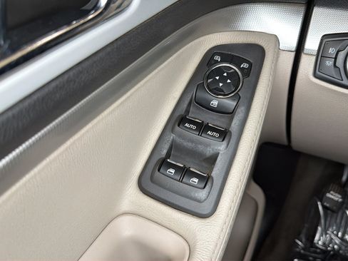 Used 2011 Ford Explorer XLT w/ 201A Rapid Spec Order Code FWD image 19