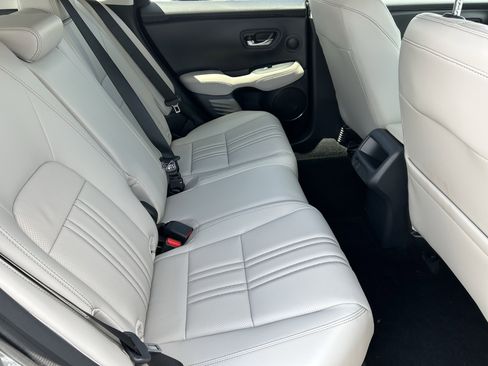 New 2027 Honda HR-V EX-L image 11