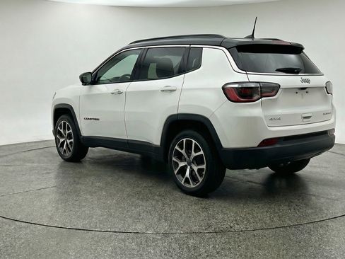 Used 2025 Jeep Compass Limited AWD/4WD image 6