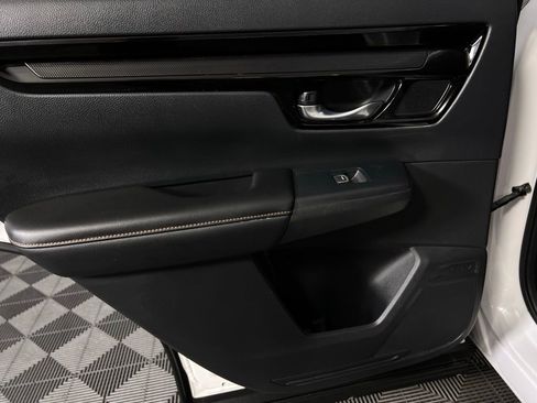 Used 2025 Honda CR-V Sport Touring image 27