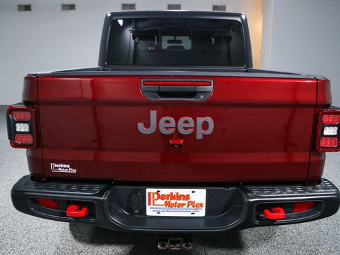 Used 2021 Jeep Gladiator Rubicon w/ LED Lighting Group AWD/4WD image 8