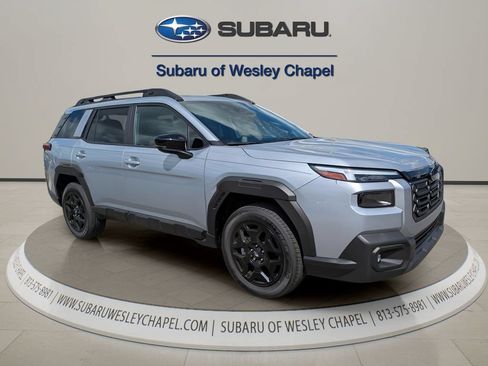 Used 2026 Subaru Outback Limited AWD/4WD image 2