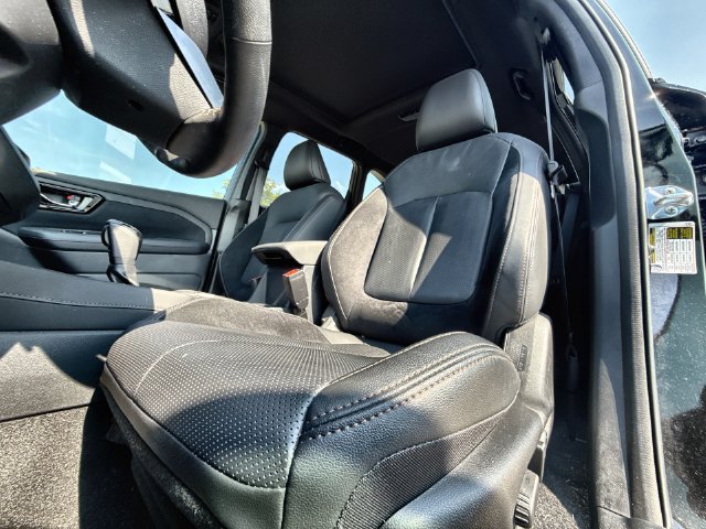 Certified 2025 Subaru Forester Touring AWD/4WD image 11