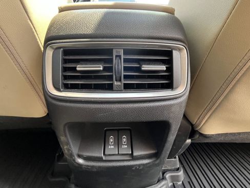 Used 2017 Honda CR-V Touring image 21