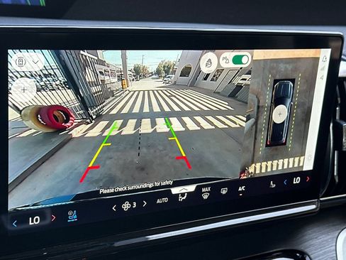 Used 2025 Ford Expedition Max Platinum image 21