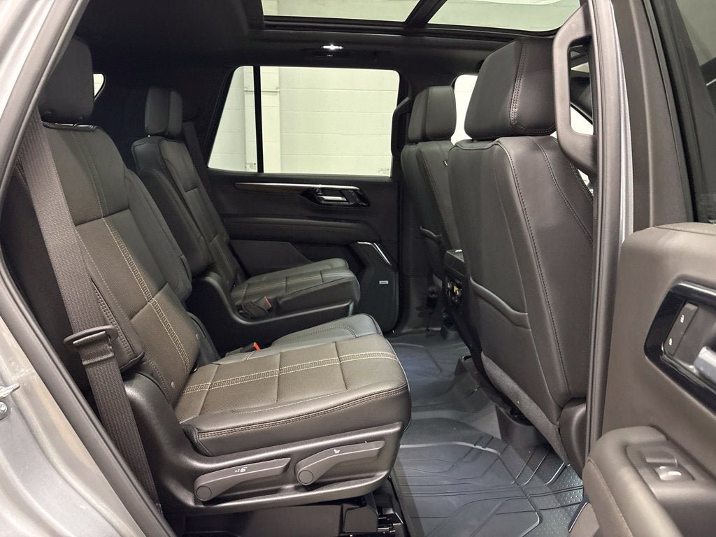 New 2027 Chevrolet Tahoe High Country w/ Sun And Tow Package AWD/4WD image 34