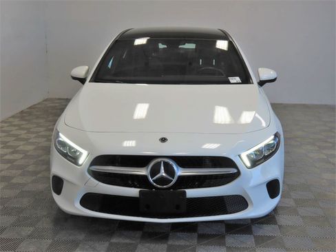 Used 2020 Mercedes-Benz A 220 image 2