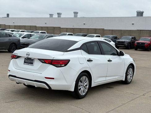 Certified 2025 Nissan Sentra S image 6