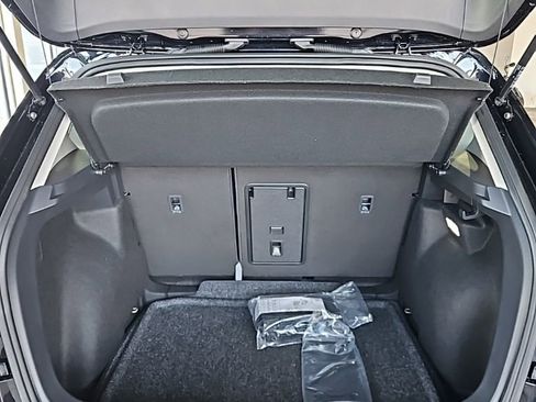 New 2026 Volkswagen Taos S image 19