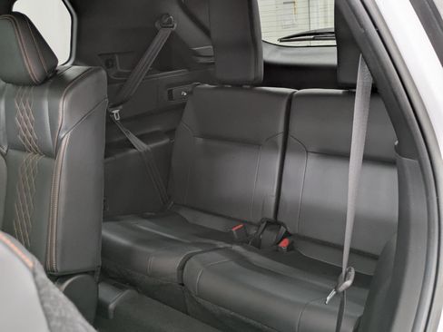 Used 2022 Mitsubishi Outlander SEL image 14