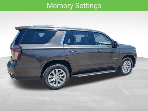 Used 2021 Chevrolet Tahoe Premier w/ Premium Package AWD/4WD image 13