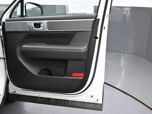 Used 2024 Hyundai Santa Fe SEL image 35