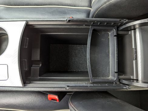 Used 2014 Toyota Venza Limited image 30