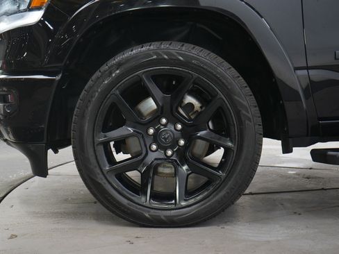 Used 2020 RAM 1500 Laramie AWD/4WD image 28