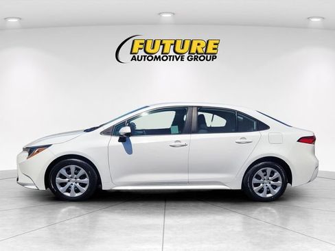 Used 2023 Toyota Corolla LE FWD image 6