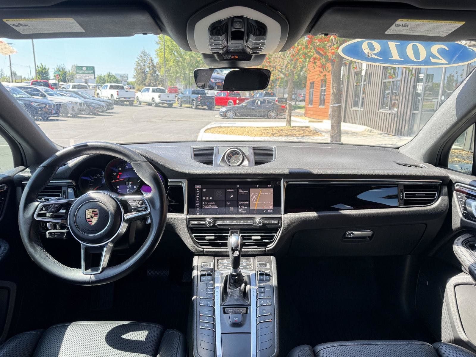 Used 2019 Porsche Macan AWD/4WD image 12