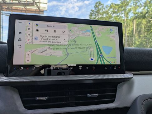 New 2026 Ford Explorer Active RWD image 27