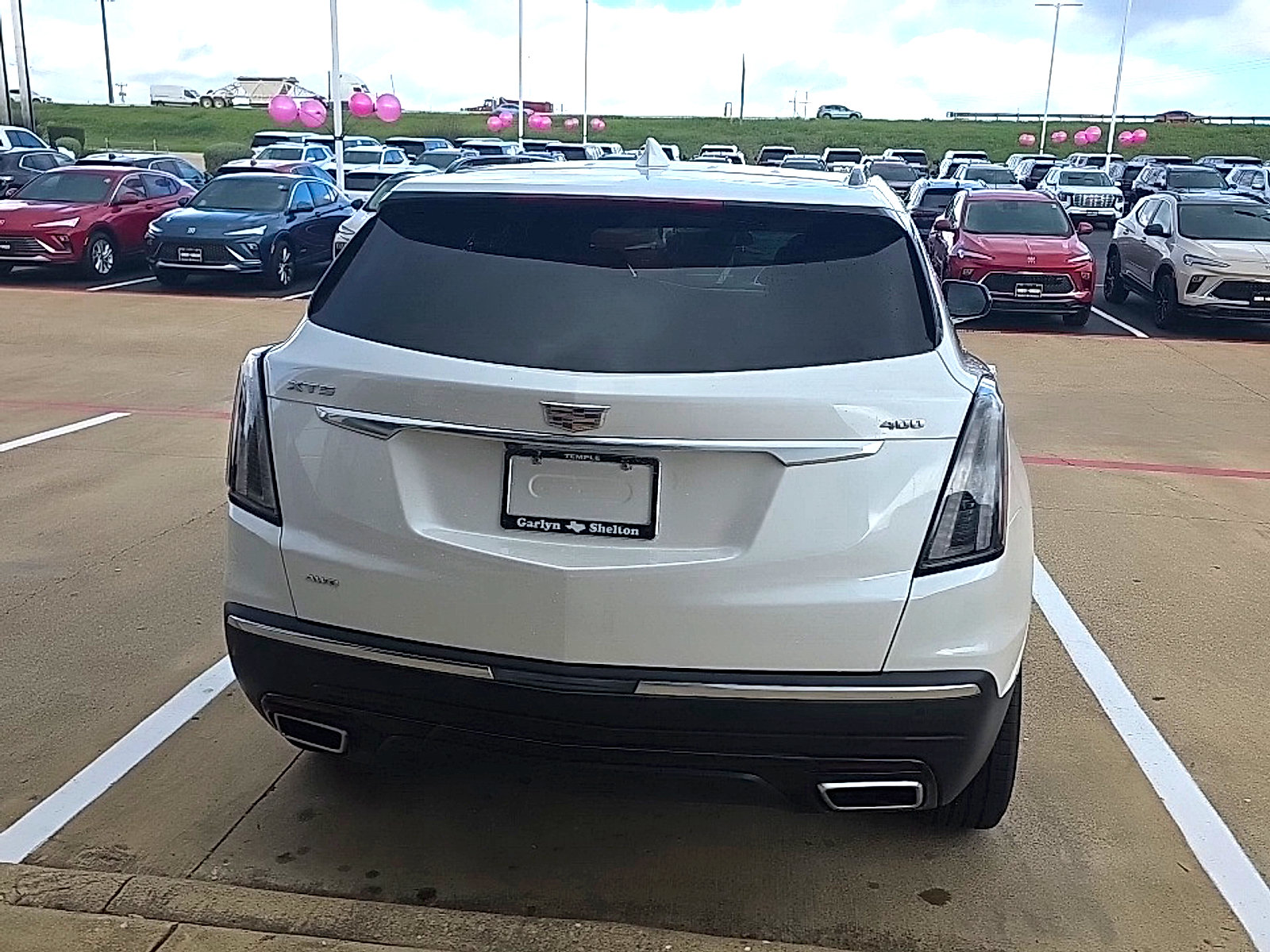 Used 2025 Cadillac XT5 Sportv w/ LPO, Floor Liner Package AWD/4WD image 11
