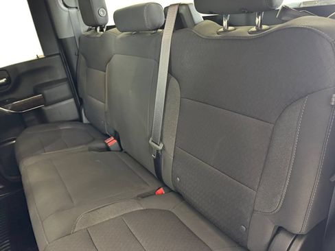 Used 2022 GMC Sierra 2500 SLE w/ SLE Value Package; AWD/4WD image 16
