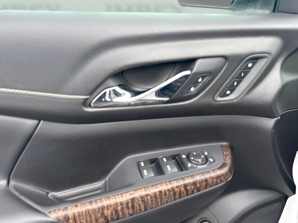 Used 2021 GMC Acadia Denali w/ Denali Technology Package FWD image 20