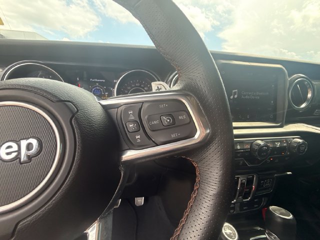 Used 2022 Jeep Wrangler Unlimited Rubicon w/ Dual Top Group AWD/4WD image 22
