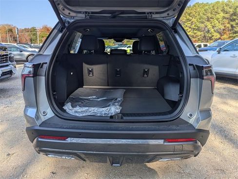 New 2026 Chevrolet Equinox ACTIV w/ Safety and Technology Package image 31