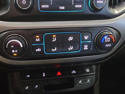 Used 2017 GMC Canyon SLT w/ Driver Alert Package AWD/4WD image 17