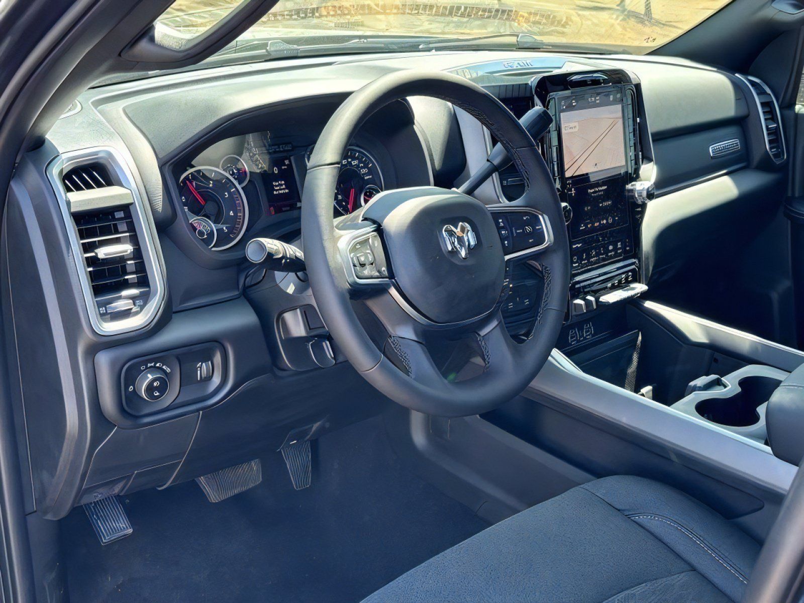 New 2027 RAM 3500 Big Horn AWD/4WD image 21